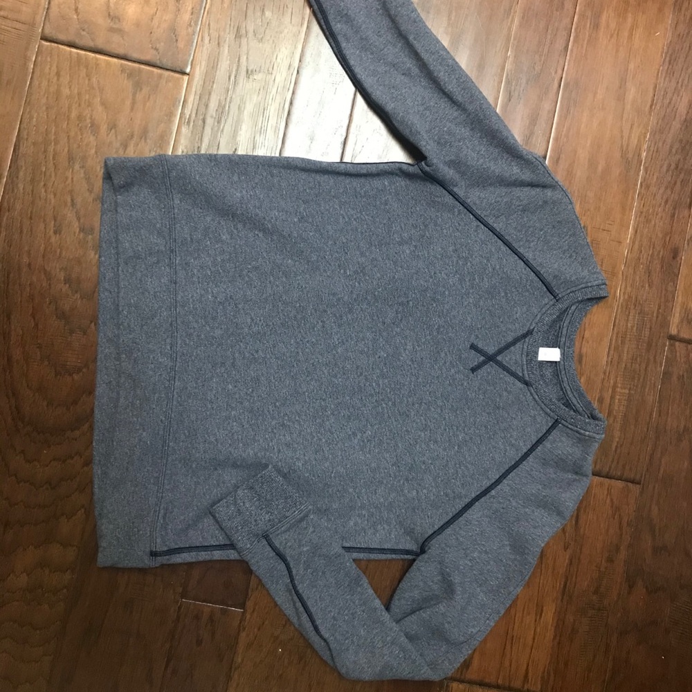 lululemon sweatshirt